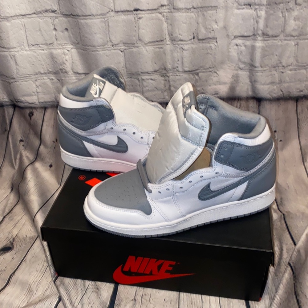 Air Jordan retro high OG stealth white US 7 in kids